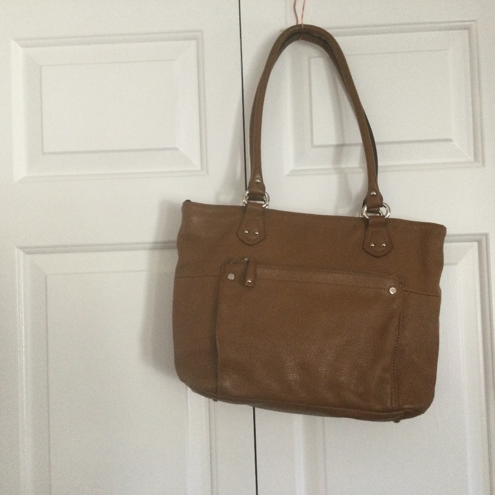 Tignanello Dark Tan handbag w 2 front zippered pockets Magnet closure